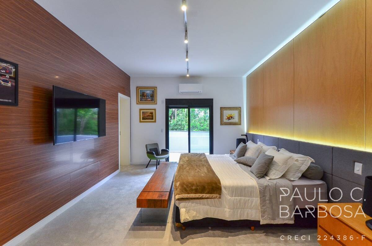 Casa, 4 quartos, 1117 m² - Foto 41