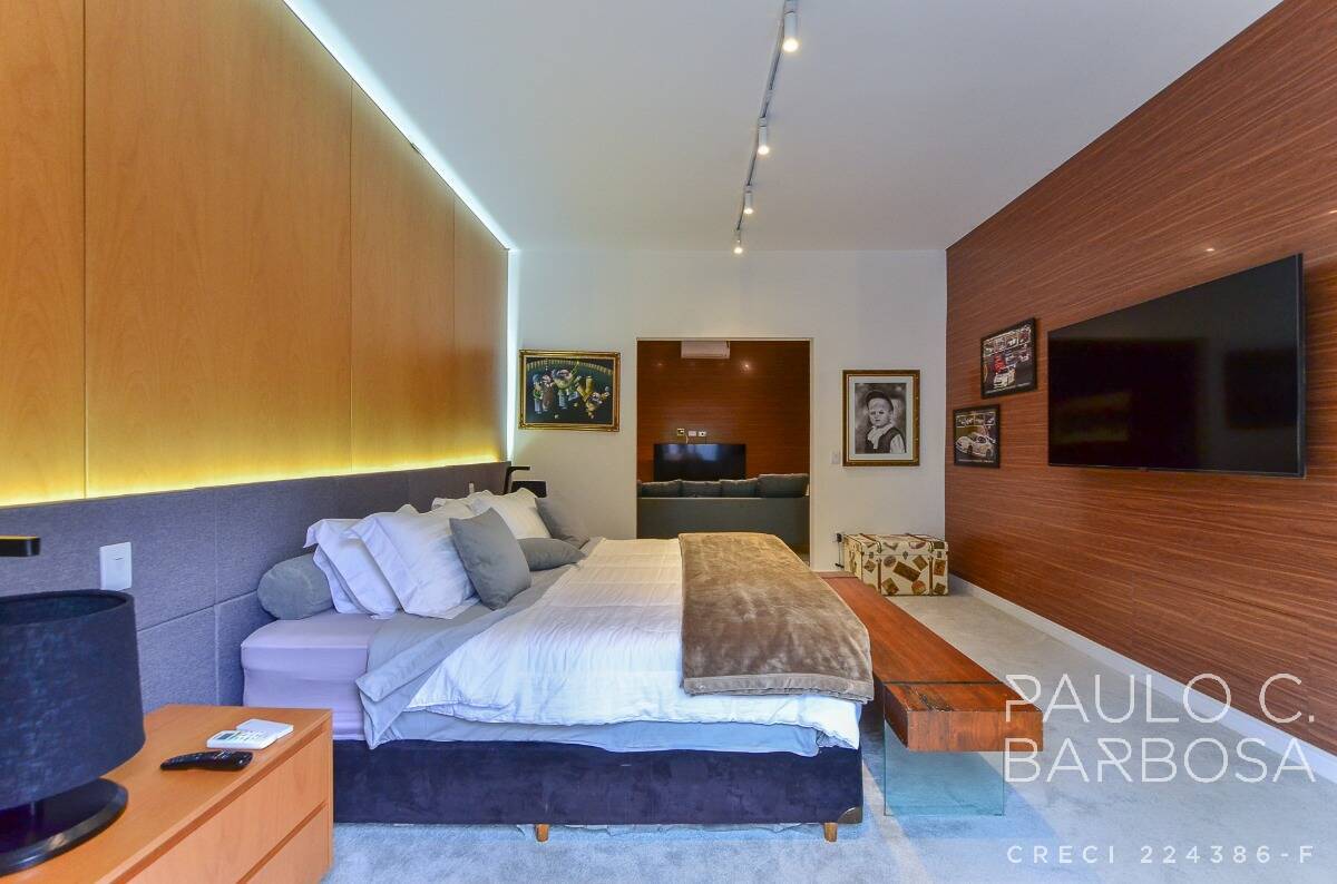 Casa, 4 quartos, 1117 m² - Foto 42