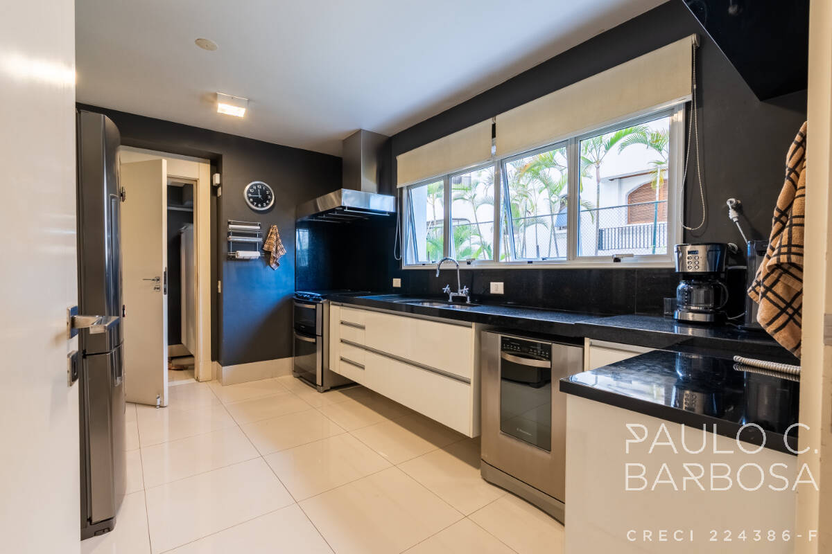 Apartamento, 4 quartos, 330 m² - Foto 37