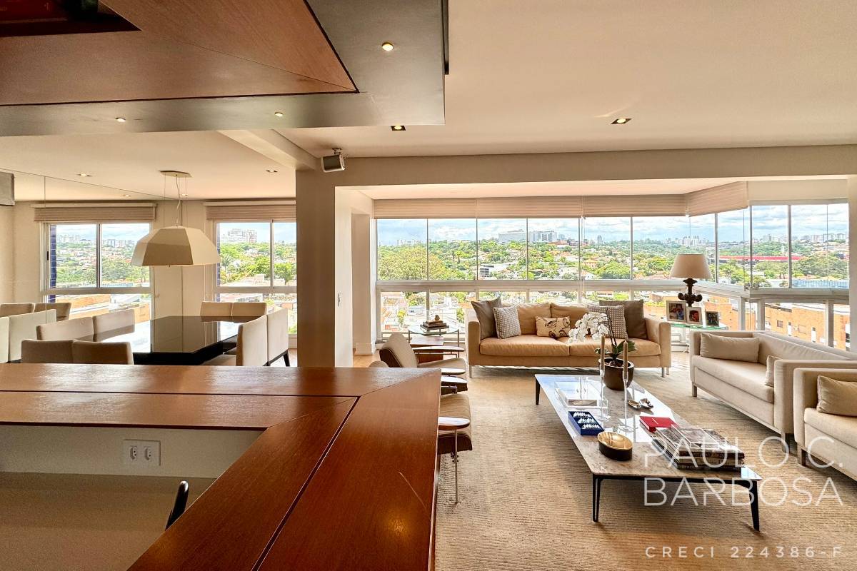 Apartamento, 3 quartos, 236 m² - Foto 1