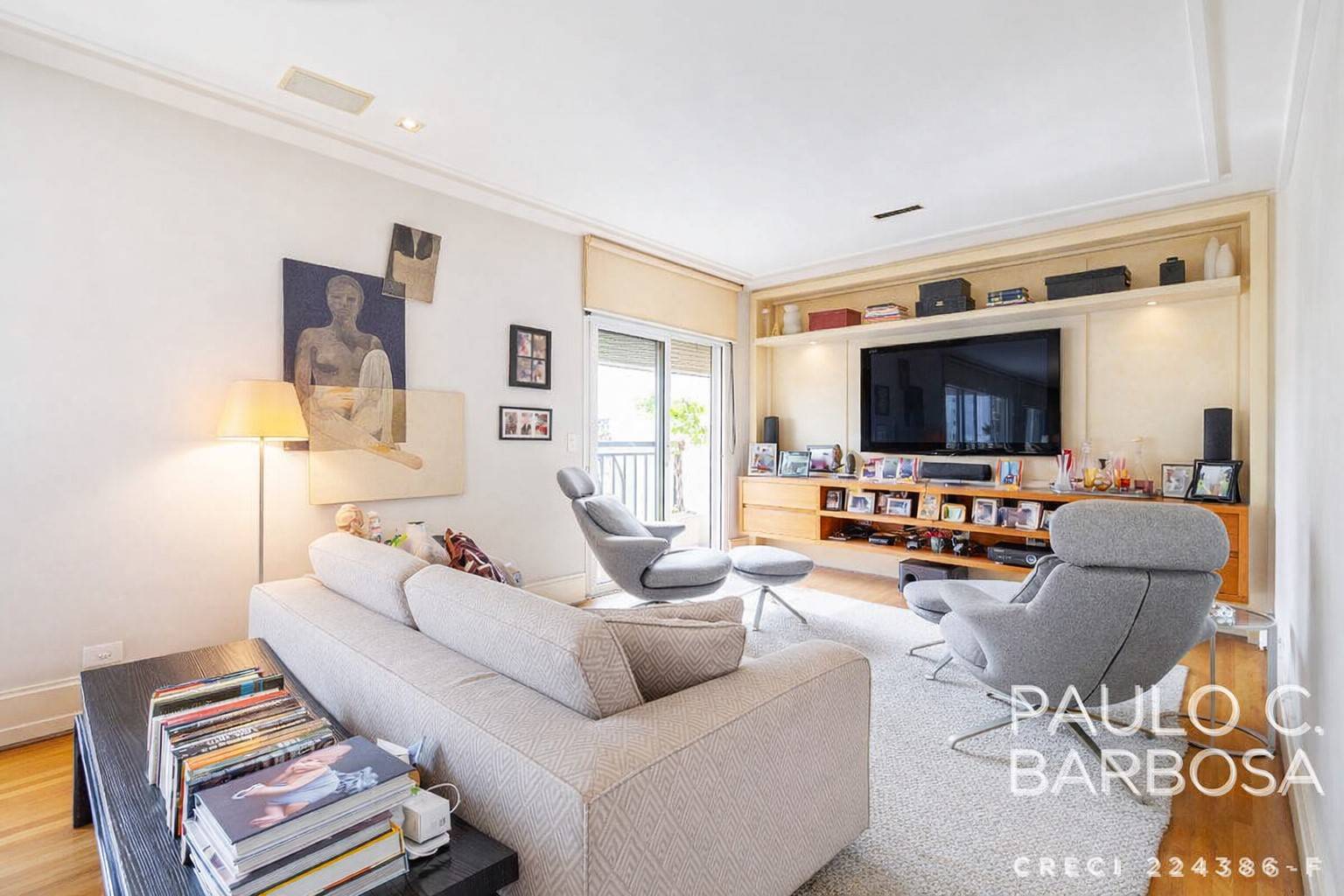 Apartamento, 3 quartos, 210 m² - Foto 2