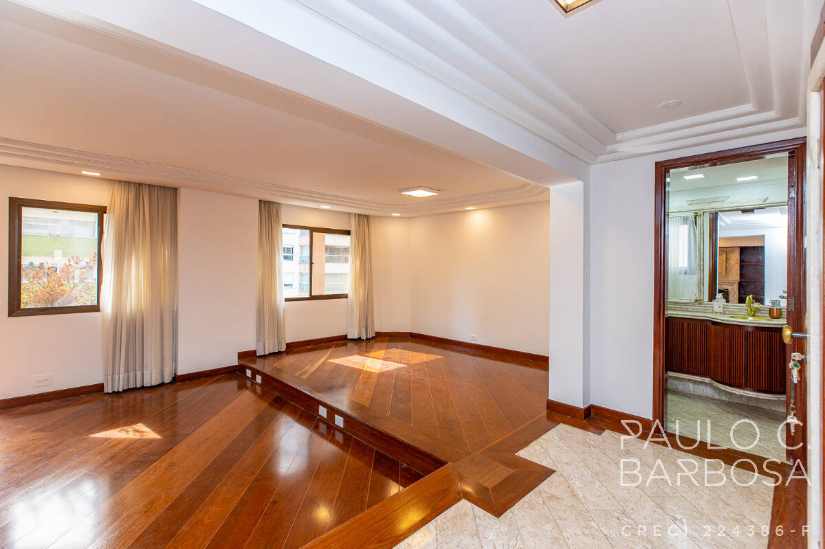 Apartamento, 3 quartos, 189 m² - Foto 10