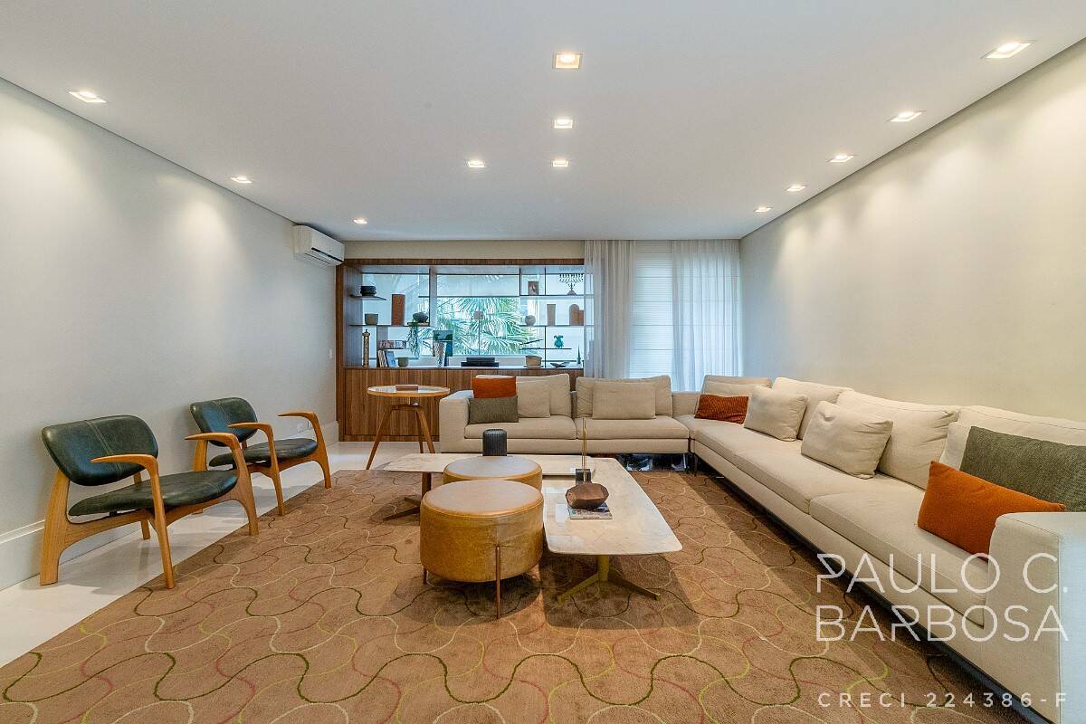 Apartamento, 3 quartos, 198 m² - Foto 2