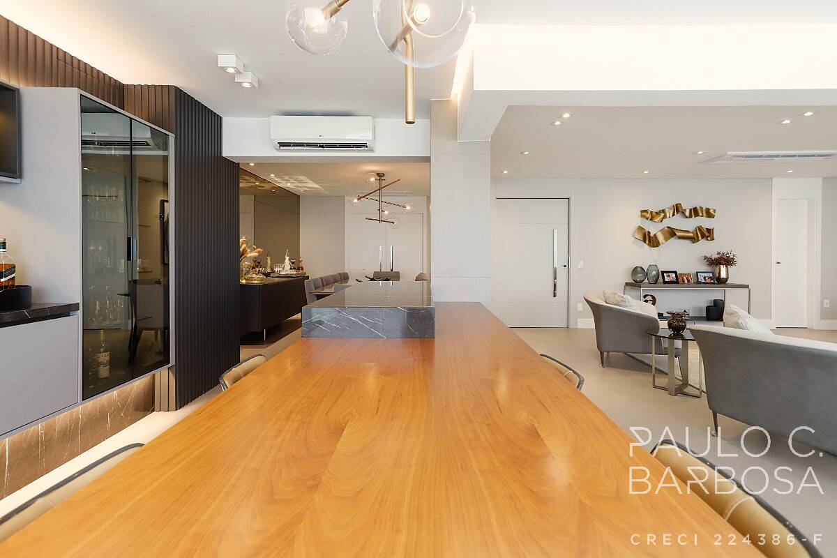 Apartamento, 3 quartos, 241 m² - Foto 8