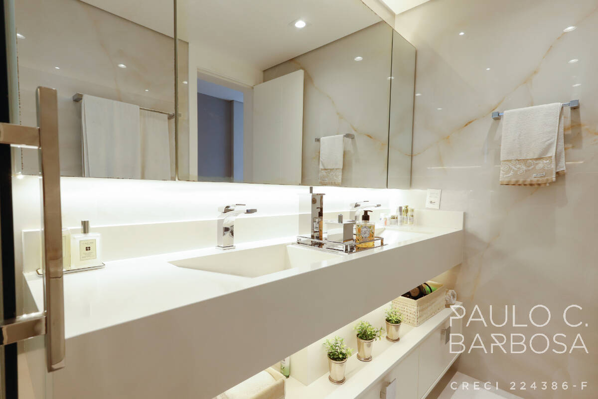 Apartamento, 3 quartos, 241 m² - Foto 52