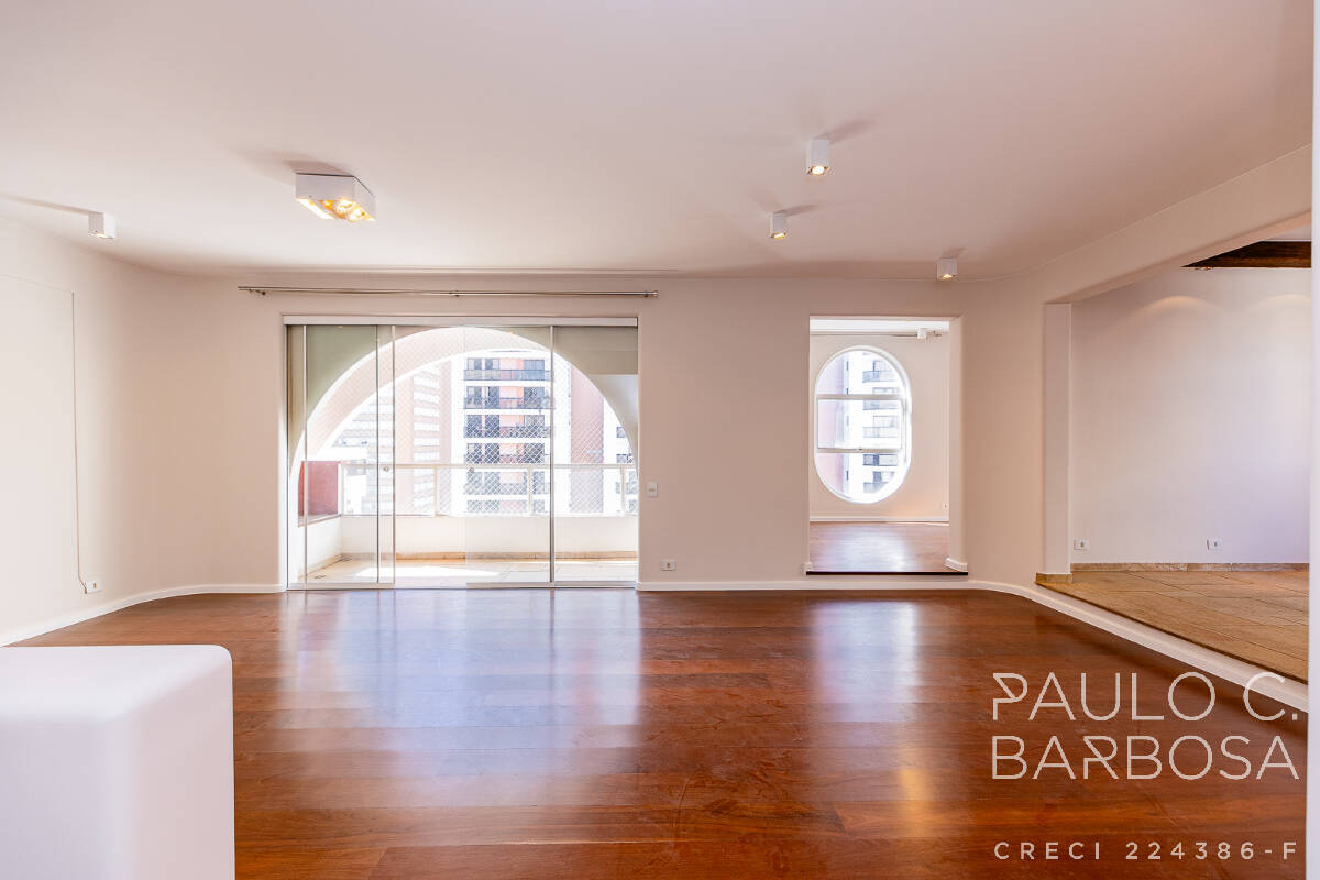 Apartamento, 4 quartos, 252 m² - Foto 1