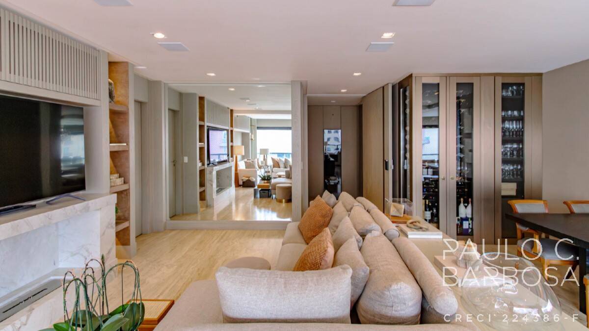 Apartamento, 3 quartos, 187 m² - Foto 2