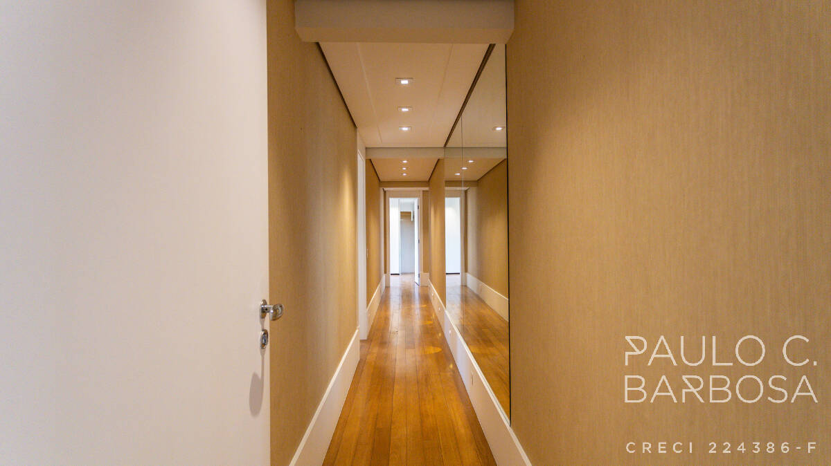 Apartamento, 3 quartos, 330 m² - Foto 32