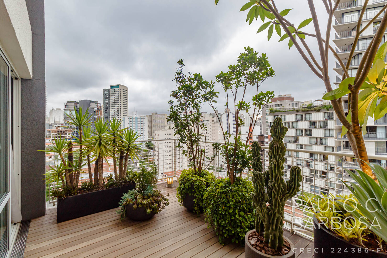 Apartamento, 3 quartos, 152 m² - Foto 2