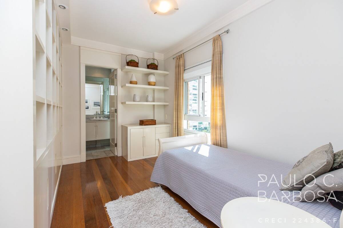 Apartamento, 3 quartos, 243 m² - Foto 28