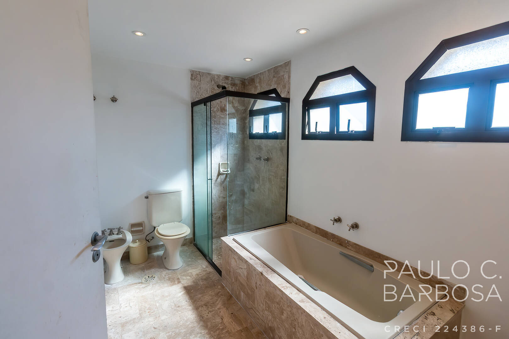 Apartamento, 3 quartos, 240 m² - Foto 29