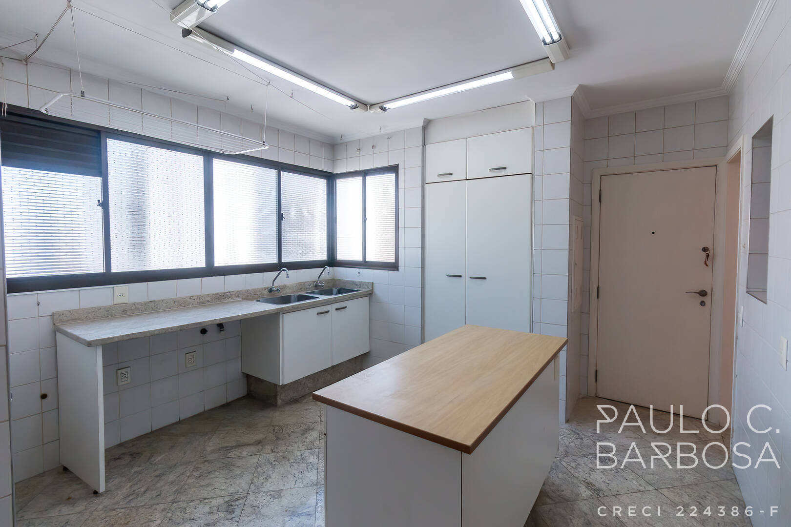Apartamento, 3 quartos, 240 m² - Foto 43