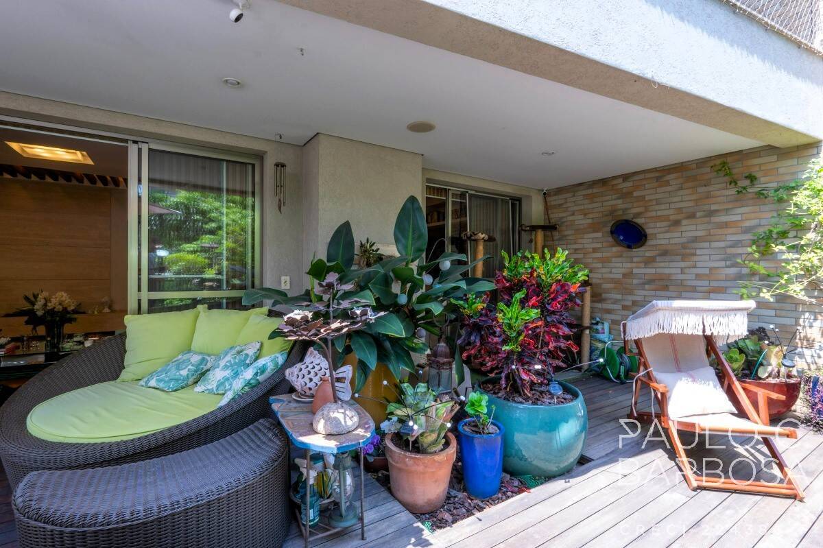 Apartamento, 3 quartos, 250 m² - Foto 2