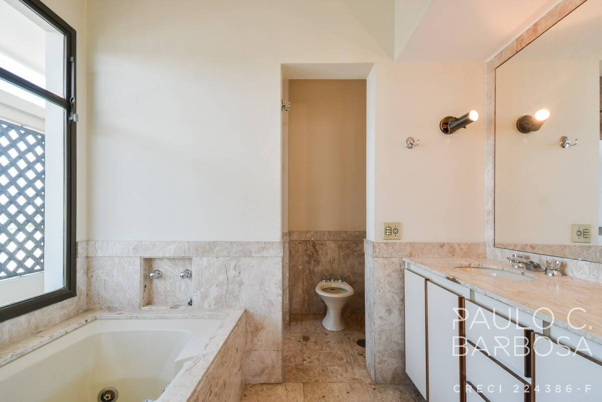 Apartamento, 4 quartos, 246 m² - Foto 34