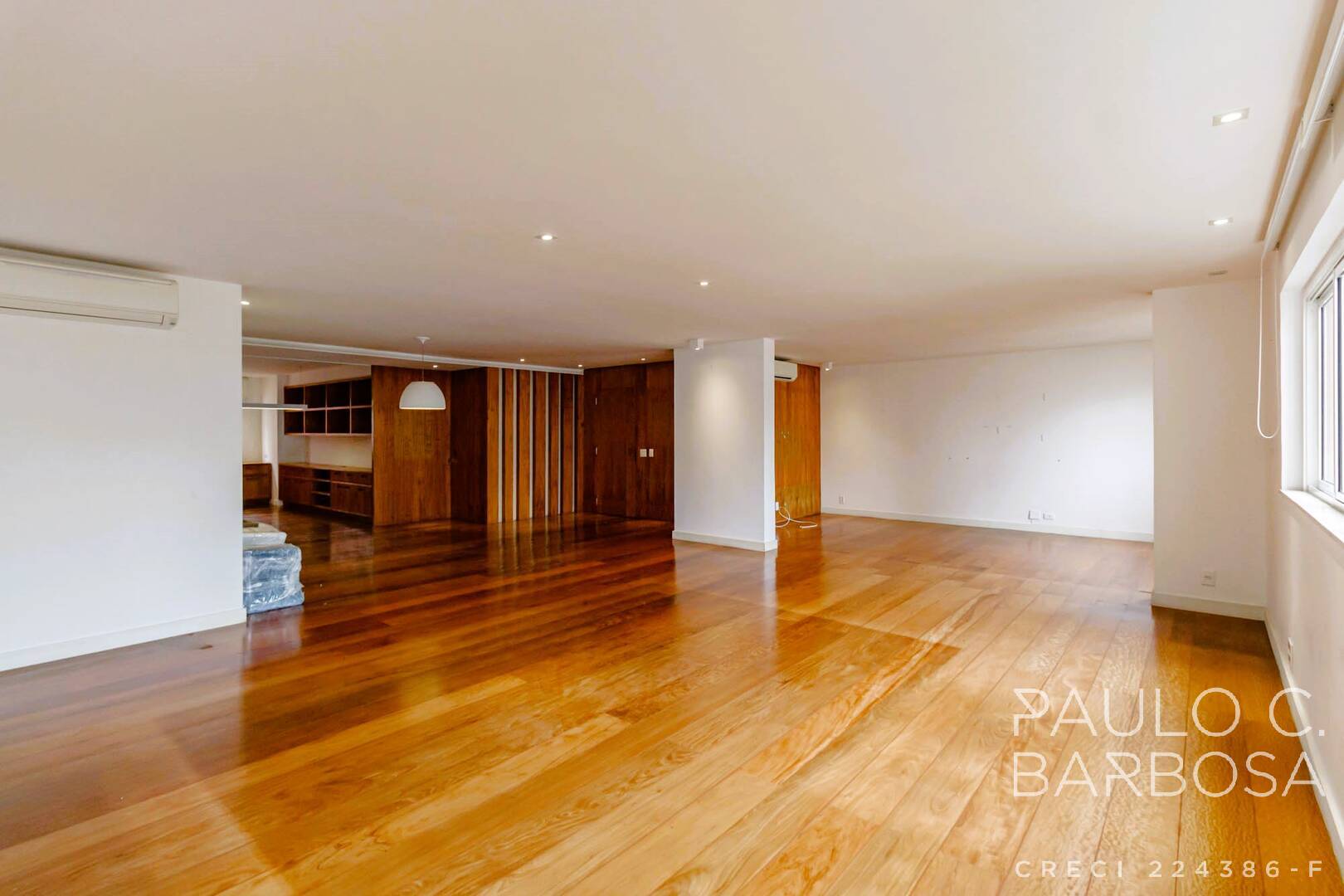 Apartamento, 3 quartos, 236 m² - Foto 1
